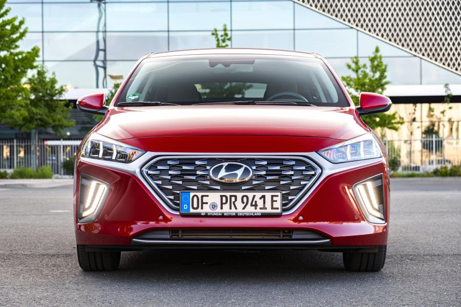  Hyundai IONIQ plug-in (AE) 2019 года  (WW) (фото 42 из 45)